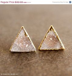 Tiffany Jewelry, Druzy Quartz, Jewelry Diy, Pyramid, Triangles, Druzy