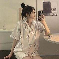 SPECIFICATIONSThickness: NormalStyle: korean styleSleeve Length(cm): ShortSize: M L XL 2XLSexually Suggestive: NoSeason: summerSeason: summerPattern Type: PlaidOrigin: CN(Origin)Obscene Picture: NoModel number: women pajama setsModel Number: h73362Material Composition: cotton polyesterMaterial: CottonMaterial: PolyesterLength: ShortsItem Type: PajamasGender: WOMENFeature 3: trendyFeature 2: casualFeature 1: softDepartment name: adultCondition: dailyColor: various colorsCollar: Turn-down CollarBr Nightsuits For Women, Ootd Rumahan, House Dr, Pijamas Women, Korean Fashion Summer, Plus Size Pajamas, Summer Pajamas