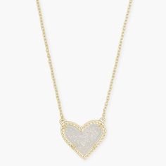 Kendra Scott Ari Heart Necklace In Iridescent Drusy Feminine And Classic With An Asymmetrical Design, The Ari Heart Gold Pendant Necklace In Iridescent Drusy Is Our New Obsession. Layer It Or Let It Shine On Its Own - Either Way You'll Be Hearing "Where'd You Get That?" Every Time You Wear This Pendant Necklace Out. Metal14k Yellow Gold Over Brass Materialiridescent Drusy Closurelobster Clasp Size0.49" L X 0.57" W Pendant On 15"L Chain + 2" Extender Please Note: Due To The One-Of-A-Kind Nature O Kendra Scott Heart Necklace, Preppy Necklaces, Short Pendant Necklace, Birkenstock Boston Shearling, Boston Shearling, Preppy Jewelry, Rose Gold Quartz, Kendra Scott Necklace, Rose Gold Pink