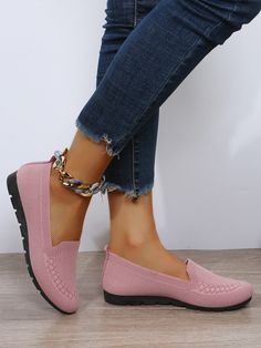 Minimalist Loafer Flats - Price Connection Outfits With Flats Dressy, Cute Flats Shoes For Women, Leather Flats Women, Women Casual Flats, Women's Slip Ons, Mesh Heels, Fashion Shoes Flats, Casual Wear Women, Rose Bonbon