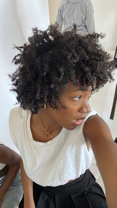 Short Fro Styles Black Women, Afro Hairstyles 4c Hair Aesthetic, Coily Haircuts, Fluffy 4c Hair, Type 4 Hair Aesthetic, Short 4b Hair, Afro Hair Care Aesthetic, Mini Afro, Short 4c Hair