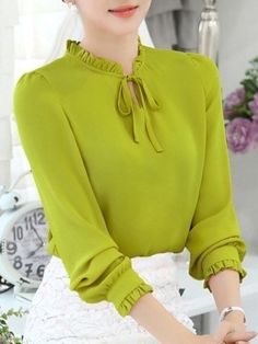 Áo Blu, Women Blouses Fashion, Sleeves Designs For Dresses, Shirts Women Fashion, Plain Blouse, Chiffon Long Sleeve, Designs For Dresses, Ladies Tops Fashion