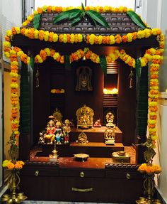 Pooja Mandir Decoration Ideas, Pooja Altar, Diy Pooja Mandir, Mandir Decoration Ideas, School Bench, Wooden Temple For Home, Mandir Decoration, Crate Seats, Wooden Temple