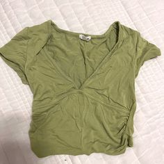 Never Worn. Too Small On Me Now. Size Xs. Warm Green Color Green V-neck Y2k Tops, Spring Y2k V-neck Tops, Spring V-neck Y2k Tops, Y2k V-neck T-shirt For Spring, Green Garage, Dream Girlfriend, Cool Hair Styles, Clothes Stickers, Cropped Button Down