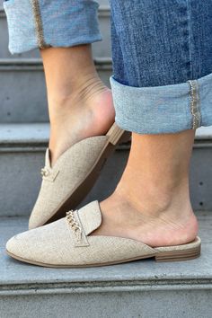 With a gold chain and a beautiful, oatmeal/tan fabric, this slip on flat loafer is sure to be a go-to! The perfect way to combine ease of wear with an elevated, dressier style to your summer attire. Heel Height: 1" Tan Fabric, Summer Attire, Dressy Fashion, Fashion Flats, Gold Chain, Gold Chains, Loafer Flats, Oatmeal, Heel Height