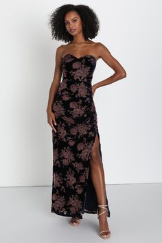 There's nothing quite as stunning as the Lulus Exquisite Navy Blue Floral Burnout Velvet Strapless Maxi Dress! Luxe velvet, with a burnout moody floral print throughout, shapes this dress that has a strapless sweetheart neckline (with hidden no-slip strips) and a fitted bodice with padded cups. Gathering at the waist tops an overlapping tulip maxi skirt. Hidden back zipper/clasp. Fit: This garment runs small - please size up. Length: Ankle length. Size medium measures 53" from top to bottom. Bus Navy Velvet Dress, Burnout Velvet Dress, Floral Dress Formal, Burnout Velvet, Strapless Sweetheart Neckline, Lulu Fashion, Formal Dresses Gowns, Strapless Maxi, Dresses Xxl