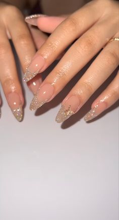 Champagne Wedding Nails, Bridesmaid Nails, Champagne Nails, Wedding Glitter, Engagement Nails, Bridesmaids Nails, Stunning Nail Designs