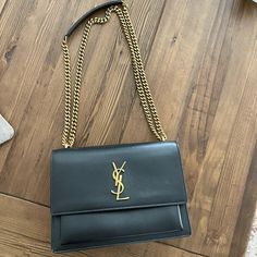 Stunning Bag In Great Condition. Comes With Box, Dust Bag, And Authentication Tags. Bags Ysl, Saint Laurent Bags, Yves Saint Laurent Bags, Yves Saint Laurent, Saint Laurent, Dust Bag, Bag Lady, Tags, Color