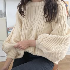 Beautiful Cable Knit Sweater Button Back Comfortable And Chic Big Hoodies, Knit Sweater Outfit, Outfit Oversize, Lantern Sleeve Sweater, Lazy Style, Cream Knit Sweater, Cream Sweater, Sweater Women, Lantern Sleeve