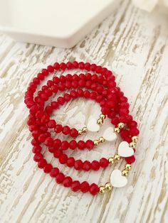 Valentine's Day Beaded Jewelry, Valentines Day Bracelet, Collares Aesthetic, Bracelet Valentines, Shell Heart, Valentines Bracelets, Heart Red, Bracelet Love