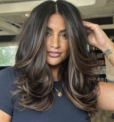 Brown Hair Balayage Latina, Hair Color For Middle Eastern Women, Dark With Light Highlights, Dark Hair Front Highlights, Brown Hair Colors To Hide Grey, Best Hair Color For Black Hair, Long Coarse Hair Styles For Women, Melted Balayage Brunettes, Face Framing Lowlights Dark Brown