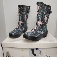 Nib Size 6 Black Rain Boots For Spring Rainy Weather, Black Waterproof Closed Toe Rain Boots, Black Waterproof Rain Boots, Black Round Toe Rain Boots For Spring, Black Spring Outdoor Boots, Black Outdoor Boots For Spring, Short Black Rain Boots, Green Rain Boots, Rain Boots Women