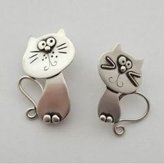 Kitty Cat Silver Tone Earrings. Post For Pierced Ears Only. In New Condition. Nwt Kitten Cat Kitty (Drawer #3) Kitten Earrings, Vintage Cats, Cat Earrings Studs, Sea Jewelry, Earrings Handmade Dangle, Alloy Earrings, Silver Cat, Earrings Simple, Kitten Cat