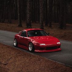 Mazda MX-5 Miata 🔥  Owner: @realtwig #jdm #mx5 #mazda #iconiccars #car #cars 1990 Mazda Mx-5 Miata, Mazda Miata Mx5 1990, Mx5 Mazda, Na Miata, Mazda Mx 5 Miata, Mx 5 Miata