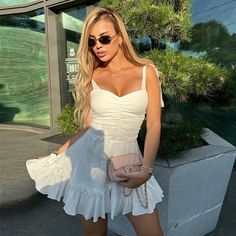 TAVIMART - White Spliced Backless Women's Dress Sexy Suspender High Waist Sleeveless Party Fashion Summer Dress For Women 2024 New SIZE (Unit: CM): S,M,L,XL S : Bust:90CM Waist:68CM Length:68CM M : Bust:94CM Waist:72CM Length:72CM L : Bust:98CM Waist:76CM Length:76CM XL : Bust:104CM Waist:82CM Length:82CM Note:( 1 CM =0.39 Inch, 1 Inch = 2.54 CM) Party Dress For Women, Summer Dress For Women, Elegant Mini Dress, Party Mode, Summer Fashion Dresses, Loose Fitting Dresses, Solid Color Dress, High Quality Dress, Suspender Dress