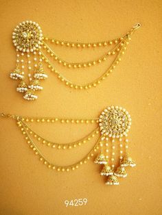 Women Gold Plated Indian Bollywood Fashion Party Ethnic Bridal Jhumka Earring Bridal Jhumka, Bridal Fashion Jewelry, Indian Jewellery Design, Jewelry Design Earrings, Indian Earrings, India Jewelry, Fashion Jewelry Sets