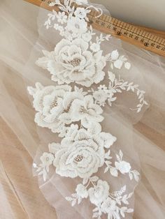 "❤Super gorgeous, exquisite embroidery flowers. Highly recommended to brides! ! ❤ Very suitable for underwear, bras, dresses, dolls, bridal clothing, makeover art, fashion, clothing, jewelry design, home decoration and other projects you can imagine. Size 39 cm x 19 cm (15.3\" x 7.4\") This listing is for 1 piece. Wholesale Available If you need more, please feel free to contact me for a custom list. We usually process your order within 3-5 days, standard shipping will take about 10-15 days, som Wedding Applique, Bridal Applique, Bridal Hair Headpiece, Floral Patches, Ivory Flower, Tulle Flowers, Applique Wedding Dress, Ivory Flowers, Flower Lace