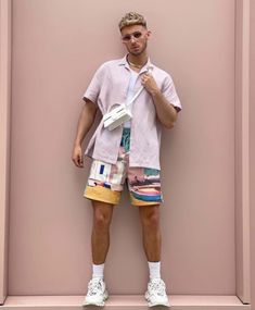 Coachella Outfit Ideas Men, Coachella Men Outfit, Guy Rave Outfits, Coachella Mens Fashion, Casual Festival Outfit, Mens Rave Outfits, Beach Festival Outfit, Looks Festival, Coachella Outfit Men