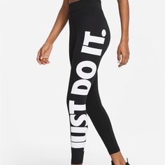 Nike Woman’s Tights. Just Do It Leggings, Nike Tights, Nike Pro Leggings, Sportswear Leggings, Graphic Leggings, Nike Sweats, Leggings Nike, Nike Workout, Nike Leggings