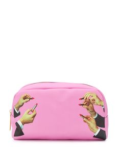 Pink lipstick print make-up bag from seletti featuring a top zip closure, printed fabric details and a main internal compartment. Makeup Bag Pink, Lipstick Print, Large Makeup Bag, Printed Makeup Bag, Pink Lipstick, Black Friday Promotions, Pack Your Bags, Bag Light, Make Up Bag