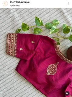 Embroidery Blouse Saree, Mughal Motifs, Handwork Blouse, Gold Saree, Maggam Blouse, Fashionable Saree, Hand Embroidered Blouse, Latest Bridal Blouse Designs, Blouses Designs