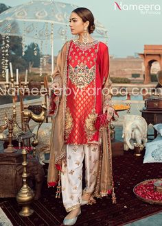 elegant Pakistani Jamawar Suits For Wedding Party Wear Desi Suits, Mona Singh, Pakistani Suits Party Wear, Suits For Wedding, Desi Dress, Designer Punjabi Suits, Wedding Party Wear, Pakistani Salwar, Punjabi Outfits