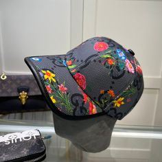 Size: Standard Size It comes with Dust box, Care manual, Tag, and Paper bag. Gucci Hat, Top Collection, New Handbags, Crossbody Shoulder Bag, Wellness Design, Caps Hats, Paper Bag, Clutch Bag, The Incredibles