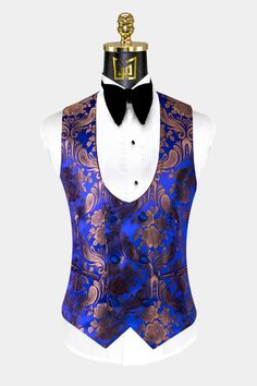 Royal-Blue-Tuxedo-Vest-from-Gentlemans-Guru.com Royal Blue Chambelanes Outfits, Royal Blue Tux, Gold Tux, Royal Blue Tuxedo, Chambelanes Outfits, Unique Tuxedos, Blue Sweet 16, Blue Tux, Luxury Suit