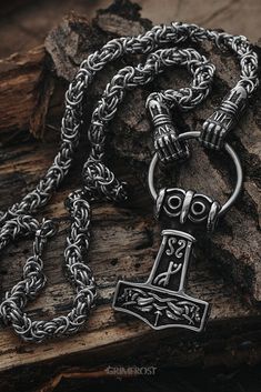 A Jarngreipr King Chain with Grimfrost's Thor's Hammer. #grimfrost Antique Silver Medieval Jewelry With Oxidized Finish, Medieval Jewelry In Antique Silver With Oxidized Finish, Medieval Style Metal Necklaces For Larp, Medieval Metal Pendant Necklaces, Medieval Style Metal Pendant Necklaces, Medieval Metal Pendant Necklace, Medieval Style Metal Engraved Necklaces, Gothic Engraved Jewelry For Larp, Viking Style Oxidized Metal Necklaces