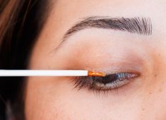 How to Make Eyelash Growth Serum - DIY Eyelash Serum – VedaOils Hair Growth Ingredients, Eyelash Conditioner, Eyebrow Growth Serum, Eyebrow Serum