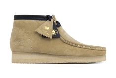 Clarks Wallabees Men Outfit, Clarks Wallabees Men, Men Street Styles, Sneaker Boutique