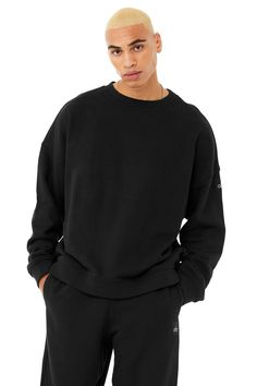 Everyone you meet is going to want their own Renown Crew Neck Pullover, our forward, street-ready look for he, she & they. Made from thick, heavyweight French terry, this oversized pullover features chill, dropped shoulders and cuffs at the sleeves and waistband. Comfy, heavyweight French terry Chill, dropped shoulder fit Designed & uniquely fit for every size Wear-tested by our in-house team for the perfect fit Oversized Alo Yoga Sweater For Loungewear, Oversized Alo Yoga Tops For Fall, Alo Yoga Oversized Long Sleeve Sweatshirt, Oversized Alo Yoga Tops With Ribbed Cuffs, Sporty Oversized Alo Yoga Tops, Oversized Alo Yoga Top With Ribbed Cuffs, Alo Yoga Oversized Long Sleeve Sweater, Alo Yoga Relaxed Fit Winter Tops, Casual Relaxed Fit Sweater By Alo Yoga