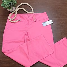 Pretty Pink Women's Capri Pants With 3 Buttons And Zipper. Fitted Pink Capris For Summer, Fitted Capris Trousers For Summer, Fitted Capri-length Pants For Spring, Fitted Capri Length Pants For Spring, Pink Capri Bottoms For Spring, Pink Capri Pants For Spring, Pink Capri Length Bottoms For Spring, Pink Capri Length Pants For Spring, Fitted Pink Capri-length Bottoms