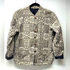 Traditional Japanese Sashiko Stitched Jacket Good In Used Condition As Seen On Pictures Sun Natural Fading On The Brown Side Sashiko Jacket, Coats Vintage, Reversible Jacket, Traditional Japanese, Vintage Japanese, Japanese Traditional, Tan Brown, Jackets & Coats, Jackets For Women