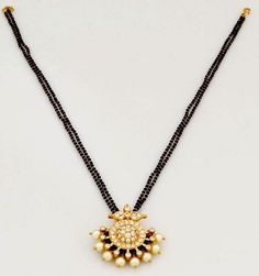 Mangalsutra Ideas, Short Black Beads, Mangalsutra Chain, Gold Jhumka Earrings, Diamond Mangalsutra