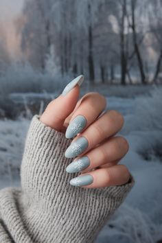 30 Trending and Adorable January Nail Colors for a Breathtaking Look Winter Manicure