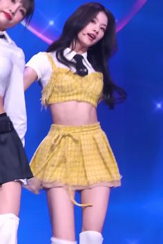 Sana Outfits, Poet Shirt, Yellow Jeans, Aesthetic Fits, Twice Sana, Fit Body