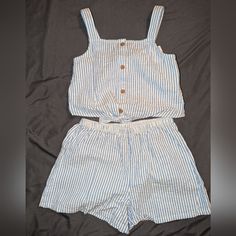 Size 6x Blue Striped Set From H&M. Cropped Top With Shorts. Lightweight, Comfortable, No Flaws. Never Worn Light Blue Casual Sets For Vacation, Casual Light Blue Sets For Vacation, Light Blue Casual Sets For Playwear, Casual Blue Sleeveless Set, Blue Cotton Sets For Day Out, Casual Striped Beach Sets, Casual Blue Sets For Day Out, Casual Blue Playwear Sets, Casual Striped Sets For Vacation