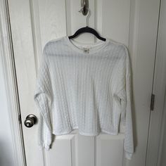 Nwot Urban Romantics - White Knit Long Sleeve Cropped Sweater - Condition: Nwot - Size: Large - Material: 97% Polyester, 3% Spandex - Lightweight, Soft, Knit Detailing, Long Sleeve, Cropped Bundle & Save: 10% Off 2 Or More Items! **Smoke Free Home Long Sleeve Pointelle Knit Top For Loungewear, White Pointelle Knit Cropped Crew Neck Sweater, White Soft Knit Cropped Sweater For Layering, White Cable Knit Sweater For Loungewear, Cozy White Pointelle Knit Top, White Cozy Open Knit Top, White Stretch Knit Top For Loungewear, Cozy White Open Knit Top, White Textured Knit Sweater For Loungewear