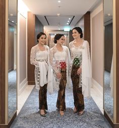 Outfit Kondangan Casual, Bridesmaid Kebaya, Modern Kebaya, Batik Kebaya