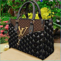 Wait • Research • Venue • Punctuality • Gifts • More ... Louis Vuitton Women, Designer Outfit, Buy Louis Vuitton, Black Luxury, Handbags Women, Trending Sunglasses, Women Leather, Vuitton Bag, Small Handbags