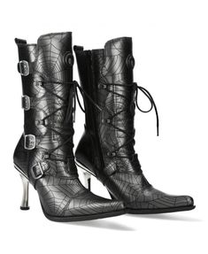 Rev up your style with New Rock Boot M-9373-S3. Genuine leather and a new punk-inspired design for a bold fashion statement. Fred Perry Amy Winehouse, New Rock Boots, Rock Boots, Fur Accessories, Punk Inspiration, Tripp Nyc, New Rock, Bold Fashion, New Design