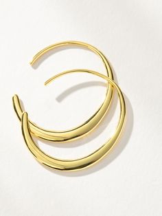 If you’re looking for a pair of thin gold hoops, add our Crescent Hoops to your collection. Their crescent shape brings the unique, yet dainty look your ear stack has been missing. Uncommon James, Dainty Hoop Earrings, Hoops Gold, Crescent Shape, Ear Stack, Earrings In Gold, Jewelry Cleaner, Gold Hoops, Cleaning Jewelry