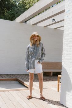 Boyfriend Shirt Ink Stripe Daily Uniform, Jenni Kayne, Boyfriend Shirt, Same Style, Street Style Looks, Perfect Shirt, The Search, Crossover, Design Details