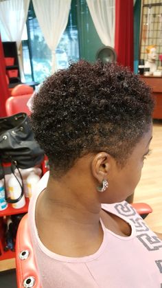 Twa 4c, Short Taper Haircut, Coiling Natural Hair, Shaved Hairstyles