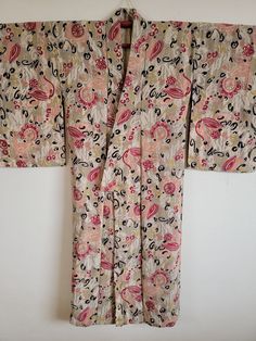 https://antiqueshopjunna.etsy.com Japanese Silk KIMONO Robe. 100% Silk Condition is very good. Size: Body length 142cm Width 56cm Sleeve length 60cm Shipping: Items are shipped via International e-packet light. (Include Tracking) Delivery will take an AVERAGE of 2-3 weeks. Caution: Import duties,taxes,and charges are not included in the item price or shipping cost. These changes are the buyer's responsibility. Please check with your country's customs office to determine what these additional cos Silk Home Kimono With Kimono Sleeves, Beige Long Kimono For Daywear, Vintage Kimono With Kimono Sleeves, Vintage Spring Robe For Home, Pink Vintage Long Kimono, Vintage Long Robe For Daywear, Long Vintage Robe For Daywear, Vintage Long Floral Print Kimono, Traditional Long Kimono With Floral Print