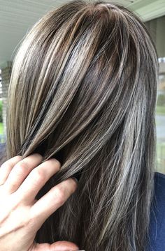 Brown Hair Pictures, Hair Shapes, Silver Hair Highlights, Gray Hairstyles, Grey Hair Transformation, Going Grey, Grey Hair Inspiration, Gray Hair Growing Out, Silver Hair Color