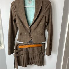 Very Cute Brown Guess Suit Jacket & Matching Pleated Skirt Only Wore 1 Time Jacket Small And Skirt Size 24 (A) Brown Suit, Small Skirt, Brown Suits, Pleated Skirt, Blazer Suit, Suit Jacket, Jackets & Coats, Jackets For Women, Skirt