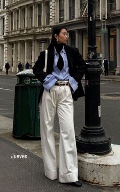 40s Mode, Old Money Fashion, Estilo Hijab, Female Office, Money Fashion, Casual Chique, Elegante Casual, Modest Fashion Outfits, 가을 패션