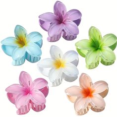 Faster shipping. Better service Hawaii Hair, Hawaiian Flower Hair, Beach Hair Accessories, Tropical Hair, Hawaiian Hairstyles, Dunner Wordend Haar, Hawaiian Plumeria, Hair Comb Clips, Hawaiian Flower